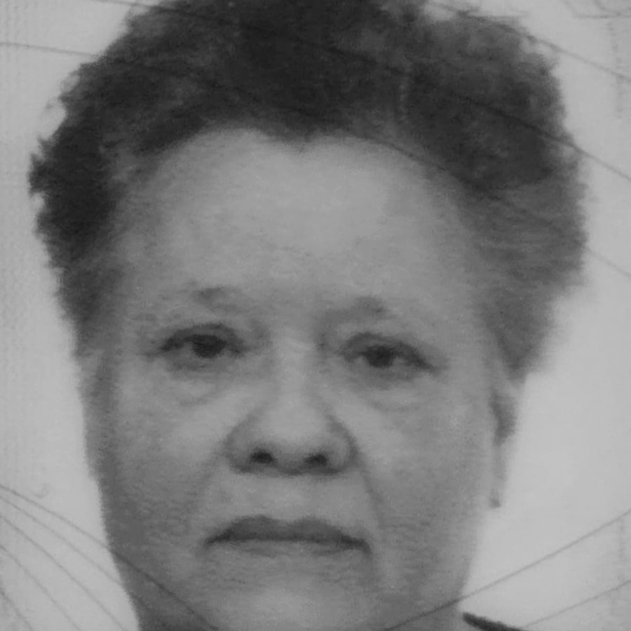 Nela Bravar